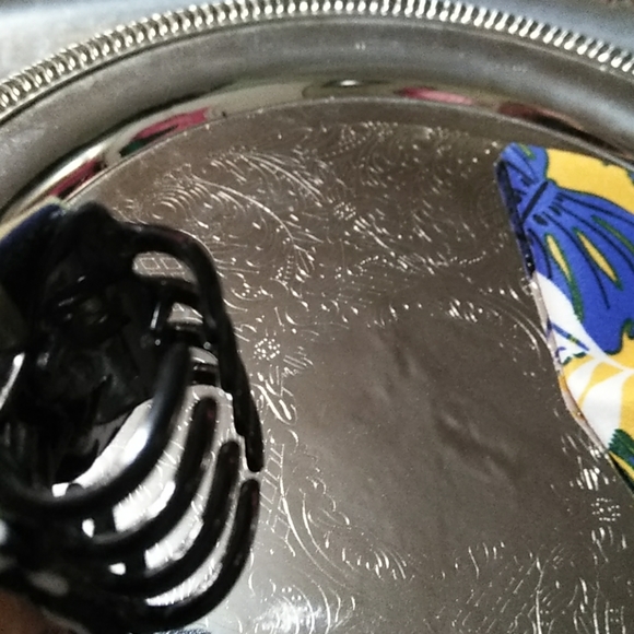 🌴☀️NEW 2 PIECE SET PALM LEAVES MINI HAIR CLIPS - Picture 4 of 4